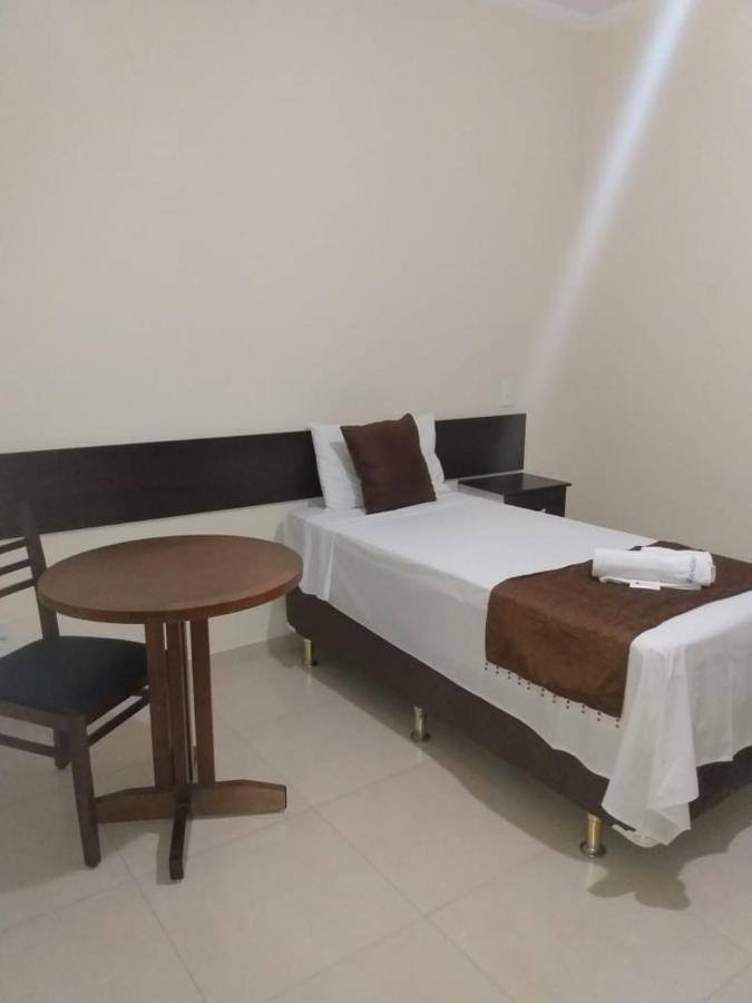 Hotel Martins Pouso Alegre Exteriör bild